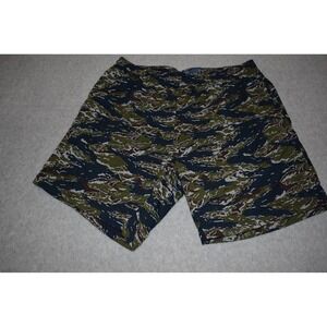 Nice Laundry Mesh Lined Gym Shorts Mens Large Camo Tiger Stripe 7" Inseam